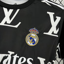 Camisa Real Madrid Louis Vuitton Joint Edition 25/26 - Torcedor Masculina