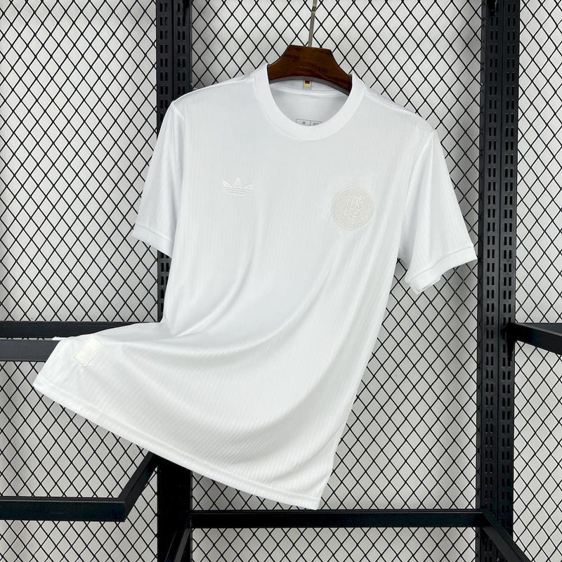 Camisa Alemanha Aniversário Branca 25/26 - Torcedor Masculina