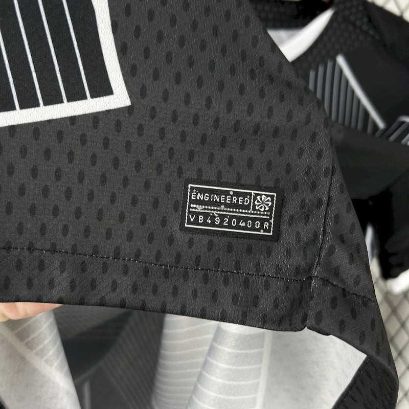Camisa Barcelona Black Edição-Especial 25/26 - Torcedor Masculina