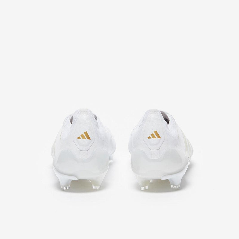 Chuteira adidas Predator Elite Campo