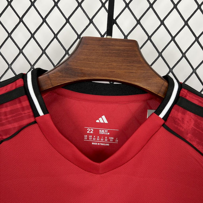 Kit Infantil Manchester United Home 25/26