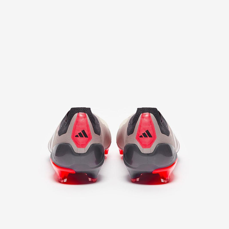 Chuteira Sem Cadarços adidas Predator Elite Campo