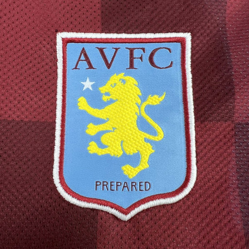 Camisa Aston Villa Home 11/12 - Versão Retro