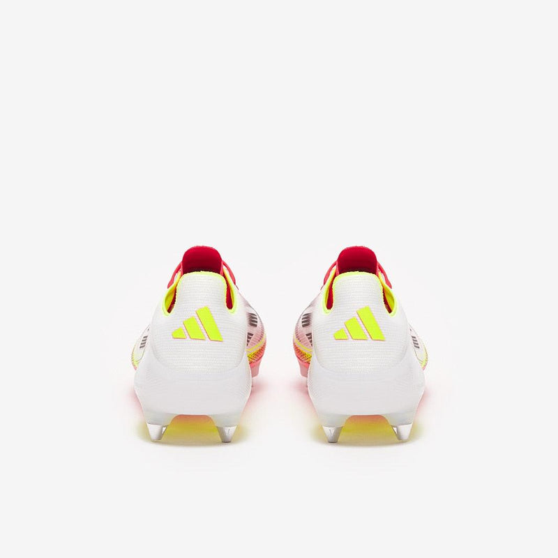 Chuteira adidas F50 Elite Campo Trava Mista